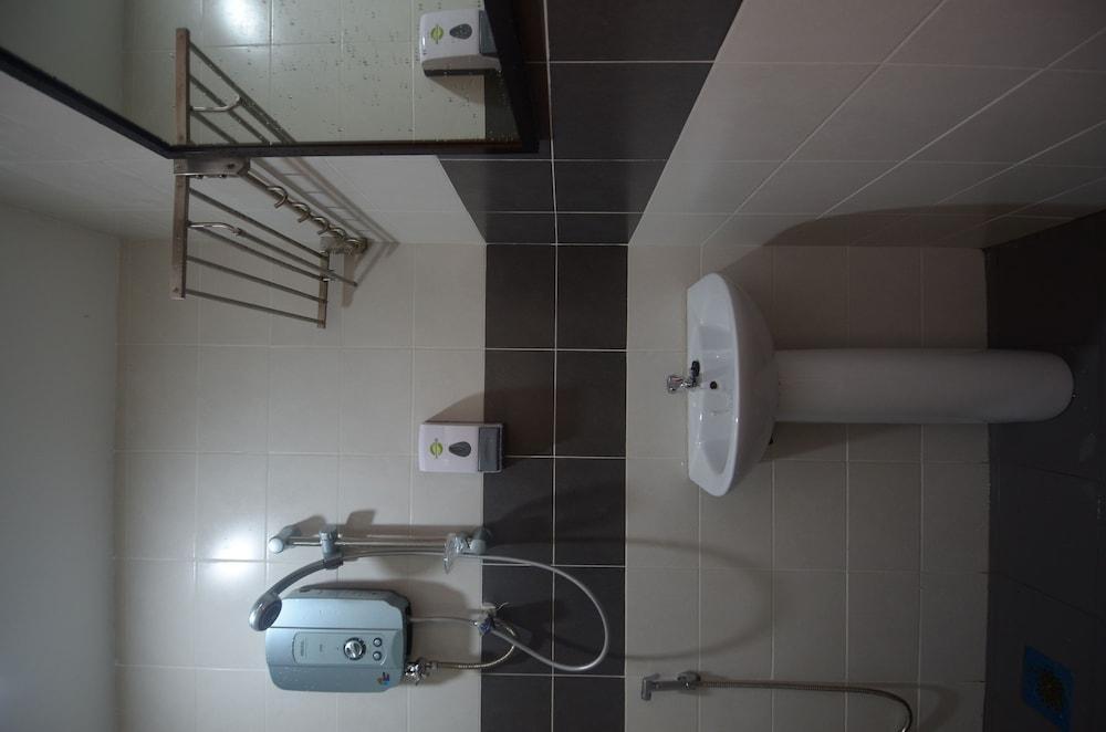 Kuok Pin Hotel Kuching Luaran gambar
