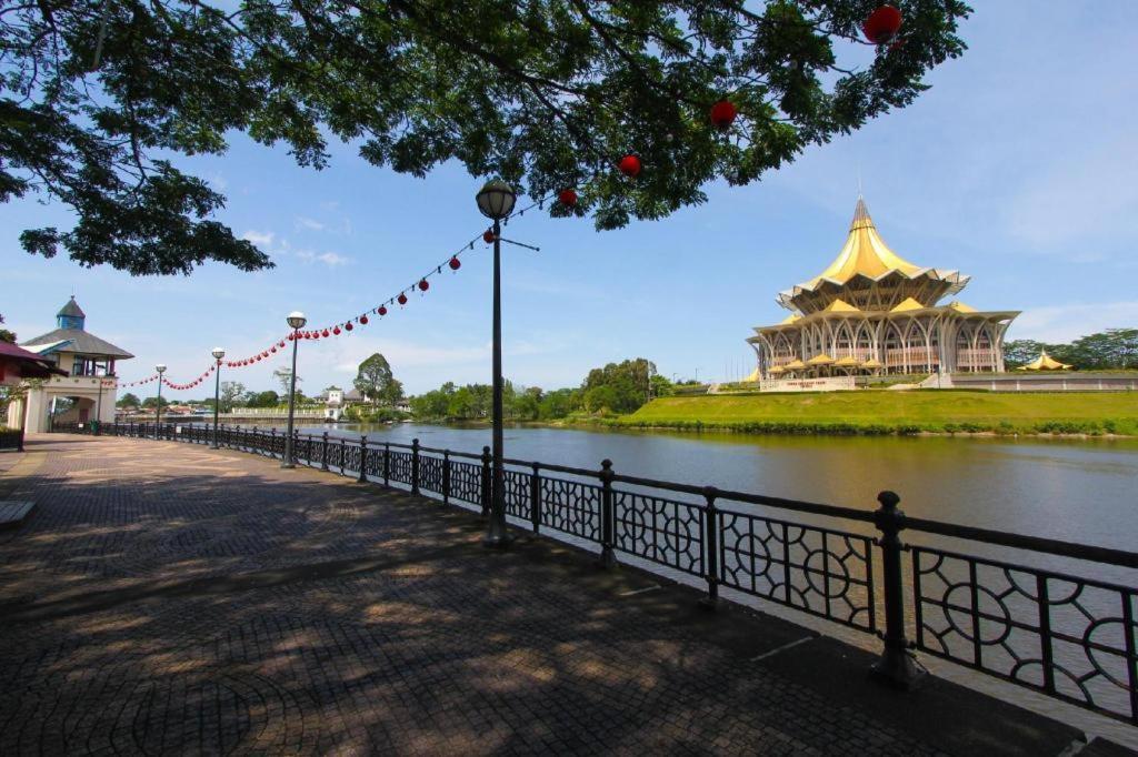 Kuok Pin Hotel Kuching Luaran gambar