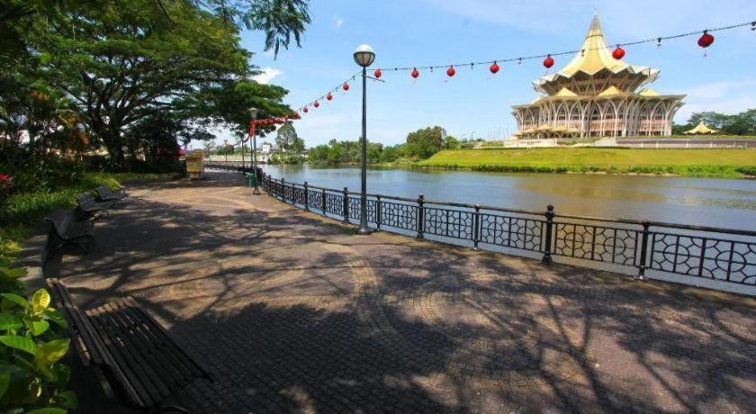 Kuok Pin Hotel Kuching Luaran gambar